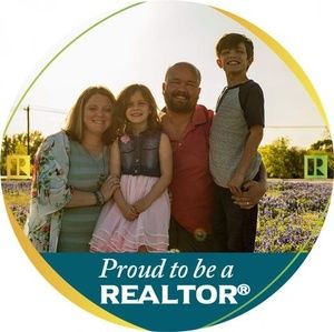 Meet your Posher, Desiree